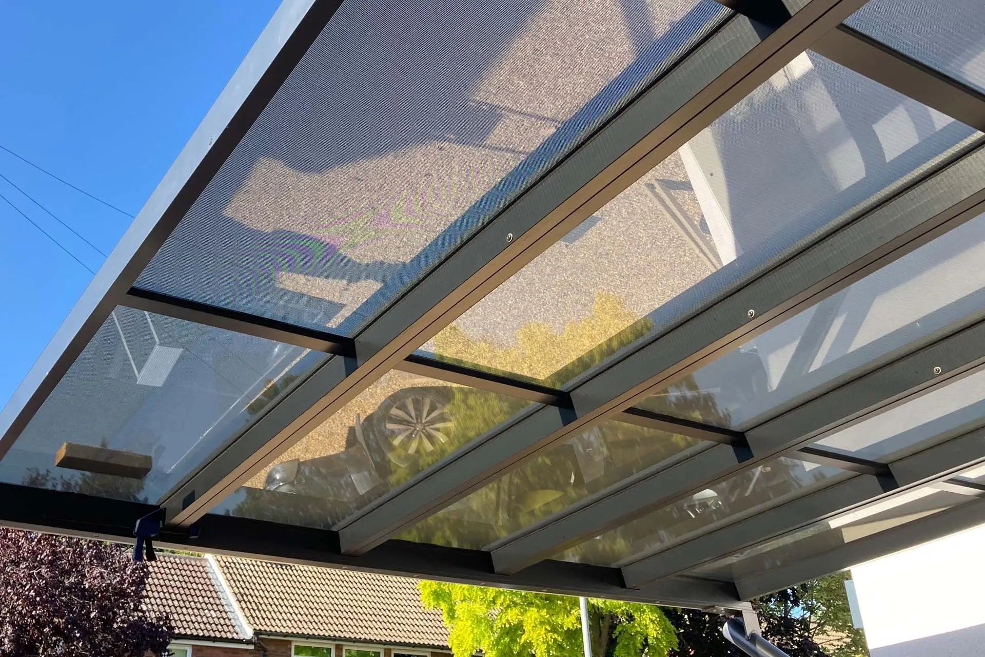 norm-electric-solar-glass-3